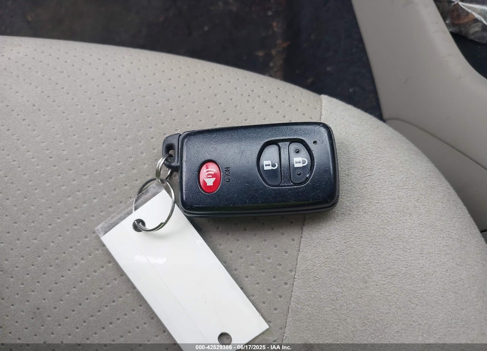 2013 TOYOTA PRIUS VIN: JTDKN3DU6D1646555