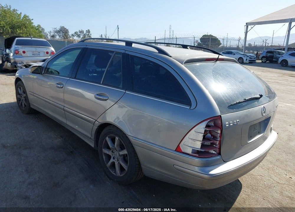 2005 MERCEDES-BENZ C 240 LUXURY 4MATIC VIN: WDBRH81J75F660805