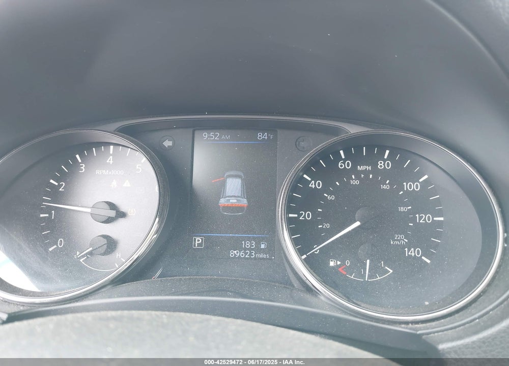 2018 NISSAN ROGUE VIN: JN8AT2MV9JW300278