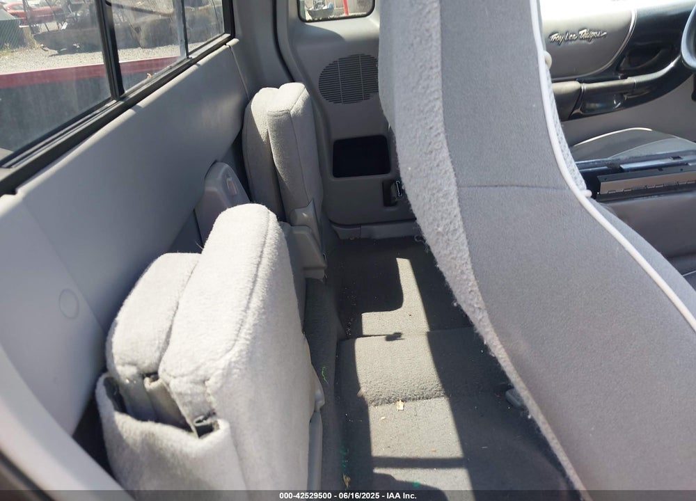1999 MAZDA B3000 SE/TL VIN: 4F4ZR16V8XTM37430
