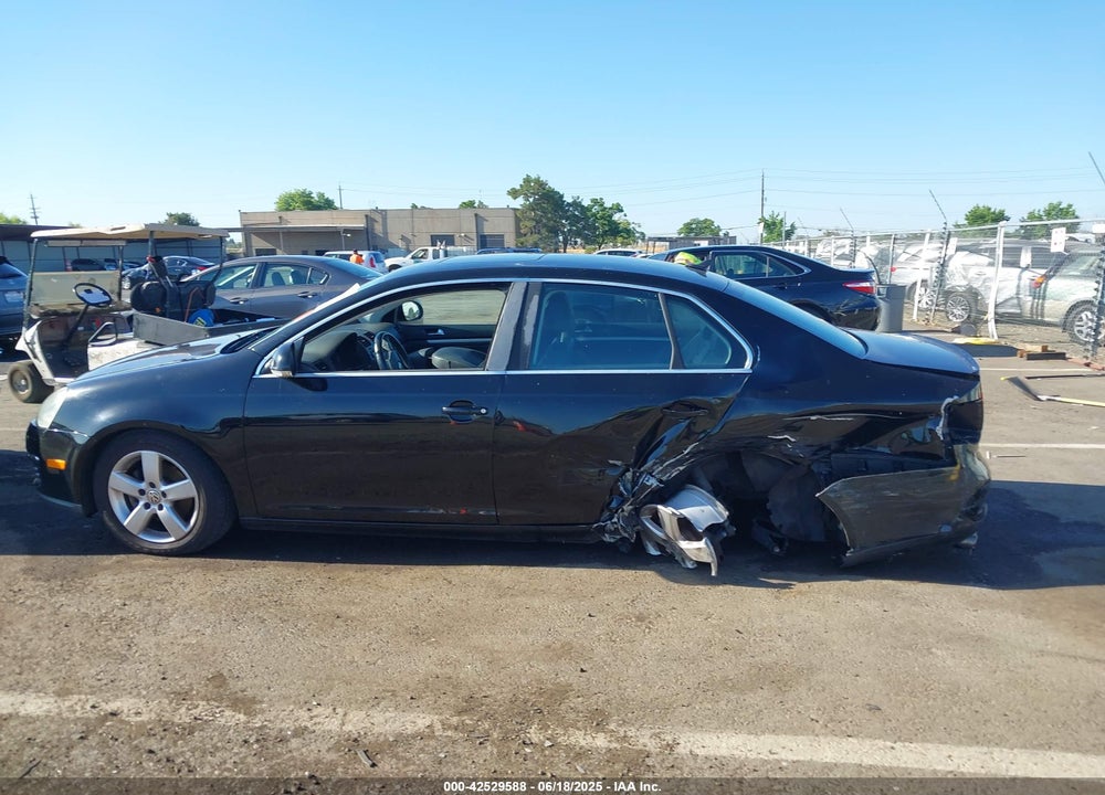 2008 VOLKSWAGEN JETTA VIN: 3VWRZ71KX8M082752