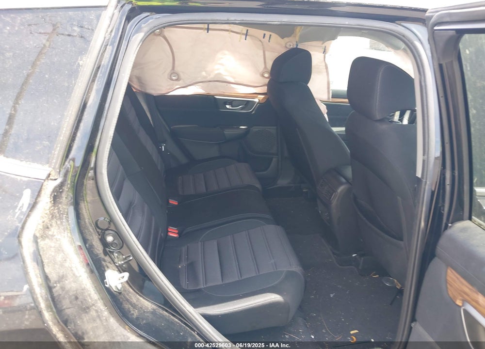 2018 HONDA CR-V VIN: 7FARW2H56JE004353