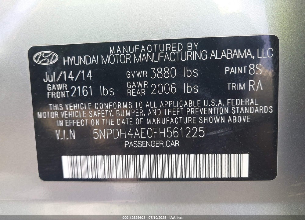 2015 HYUNDAI ELANTRA VIN: 5NPDH4AE0FH561225