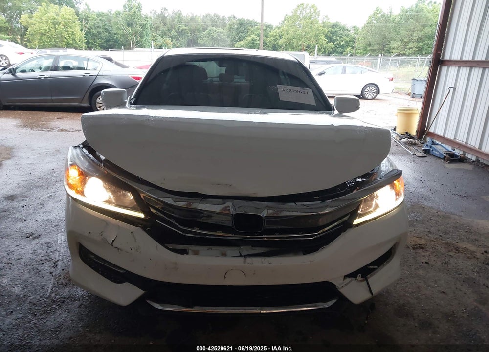2016 HONDA ACCORD VIN: 1HGCR2F94GA004109