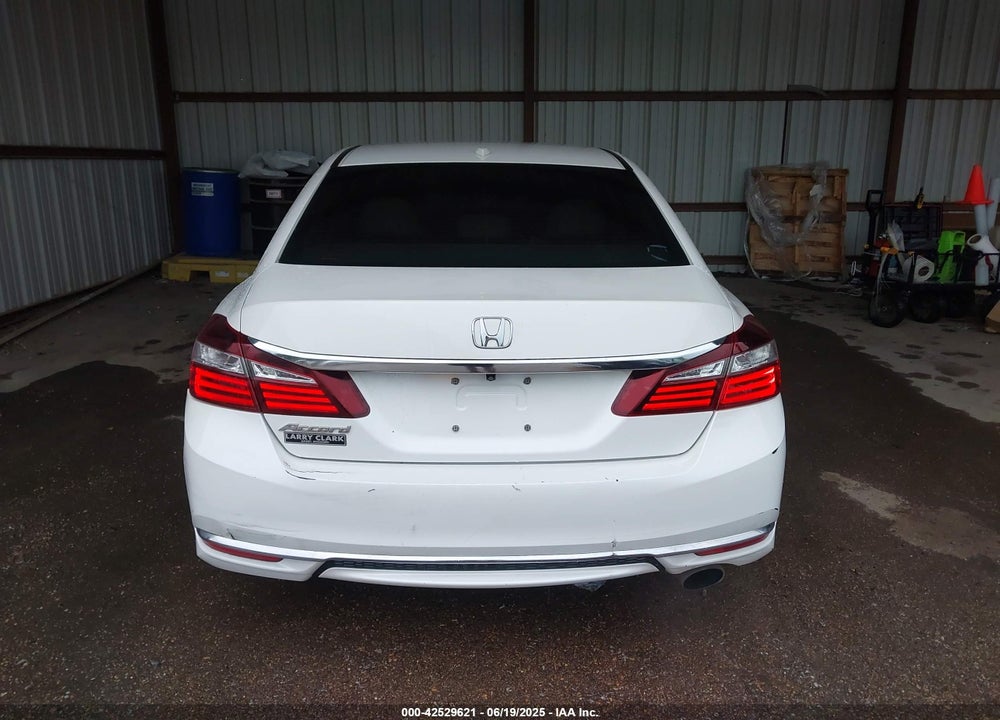 2016 HONDA ACCORD VIN: 1HGCR2F94GA004109