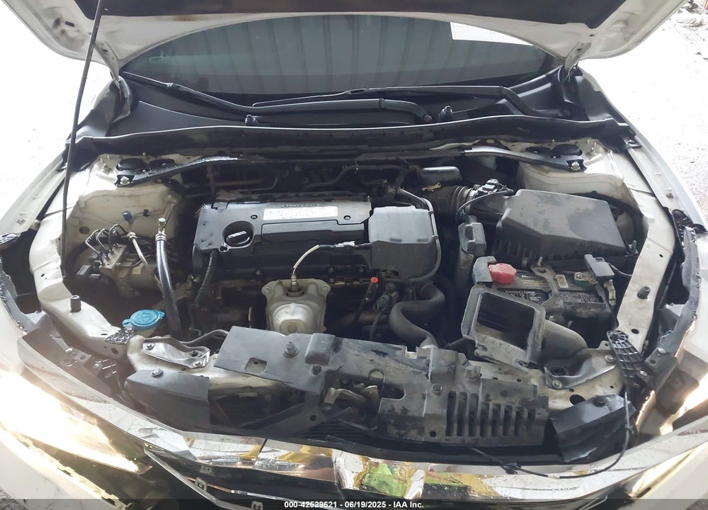 2016 HONDA ACCORD VIN: 1HGCR2F94GA004109