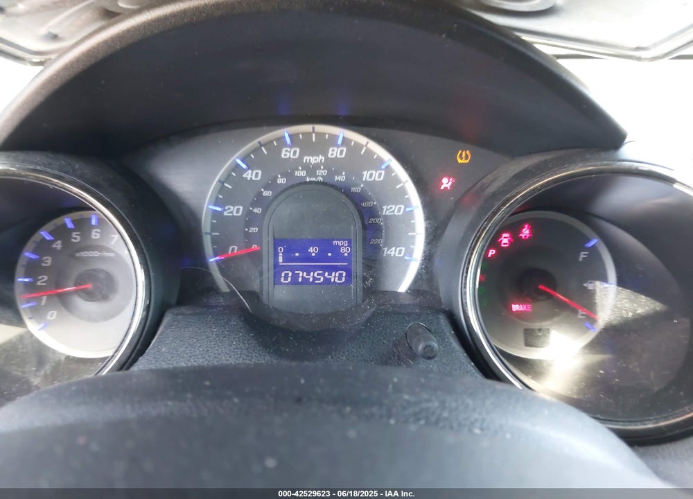 2013 HONDA FIT SPORT VIN: JHMGE8H53DC006960
