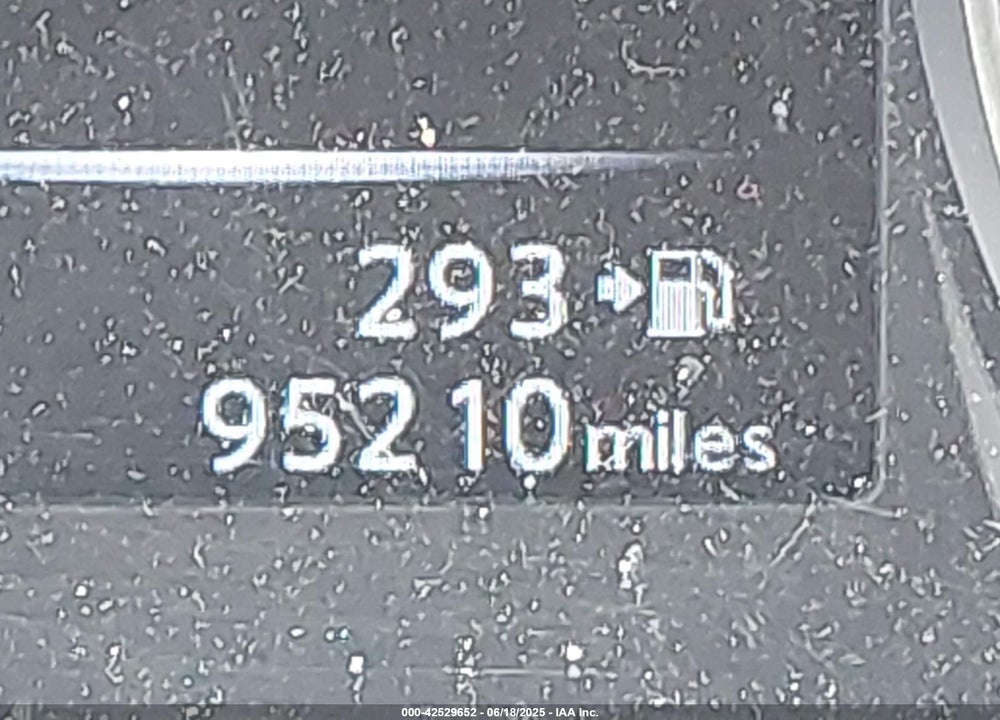 2017 NISSAN ROGUE SPORT VIN: JN1BJ1CP5HW007977