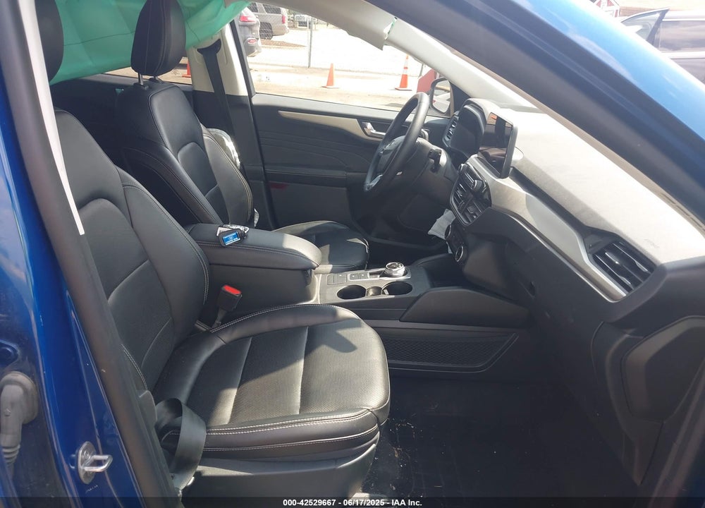 2022 FORD ESCAPE VIN: 1FMCU9CZ9NUB22867