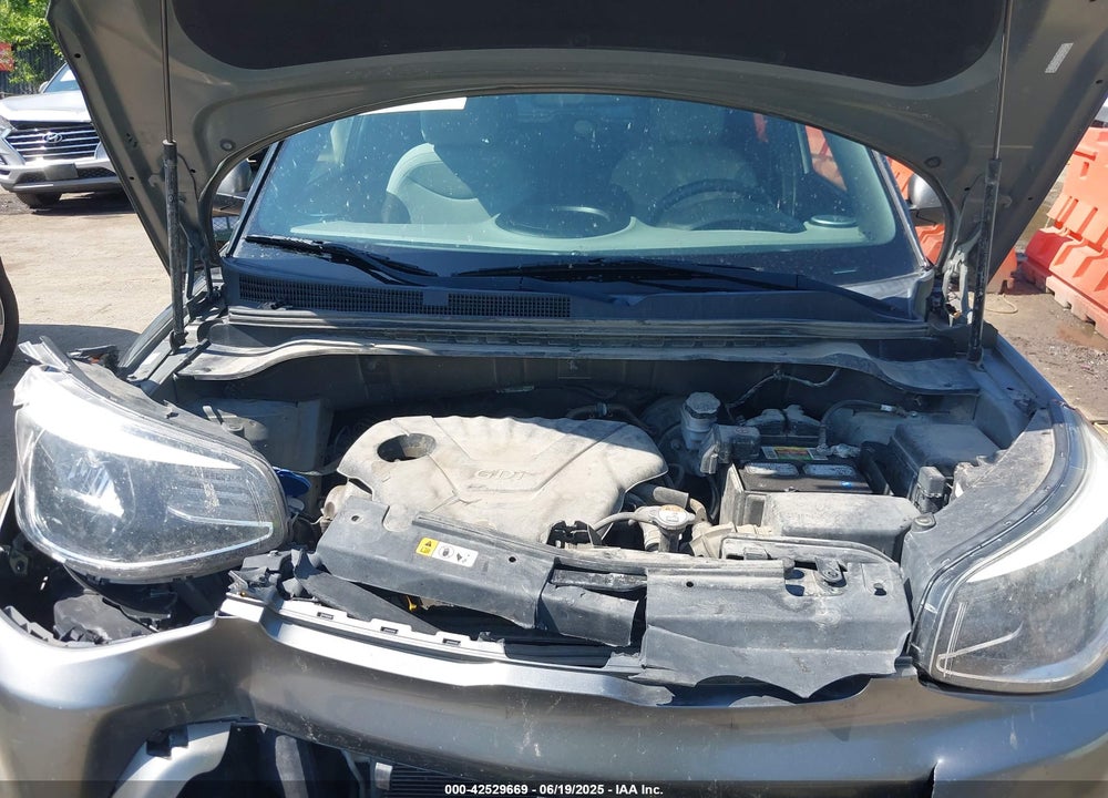 2016 KIA SOUL VIN: KNDJN2A26G7295592