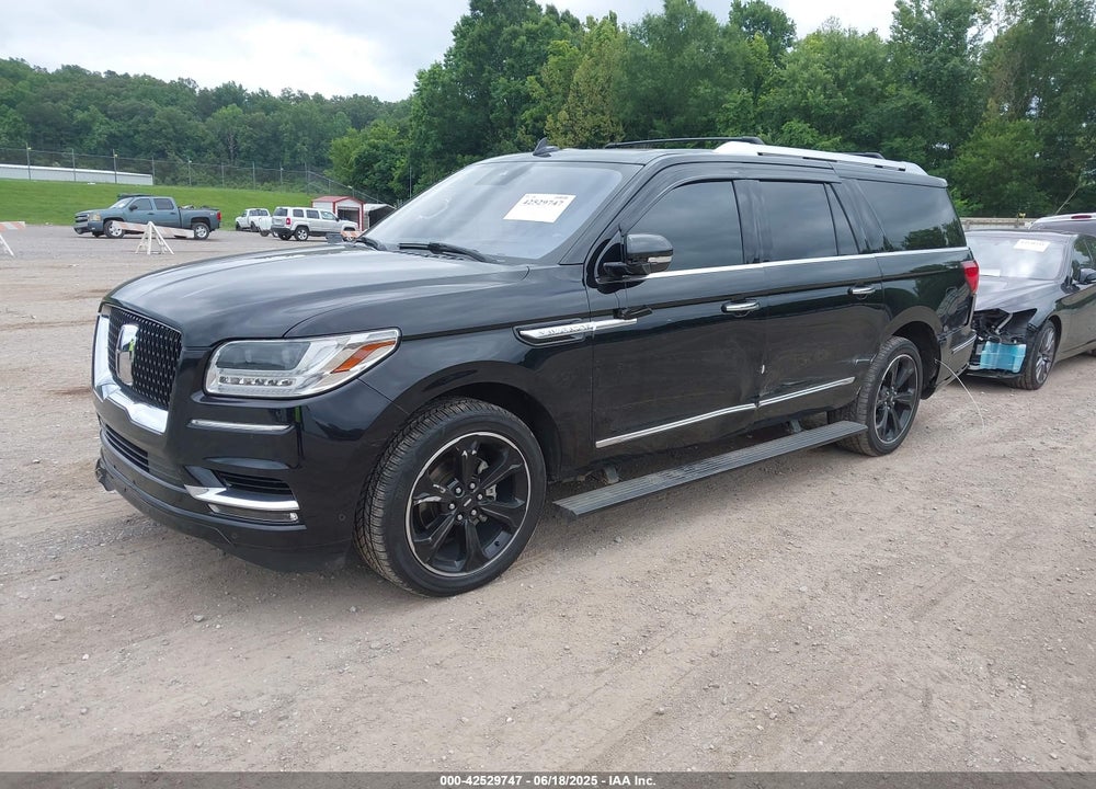 2018 LINCOLN NAVIGATOR L VIN: 5LMJJ3LT4JEL19312