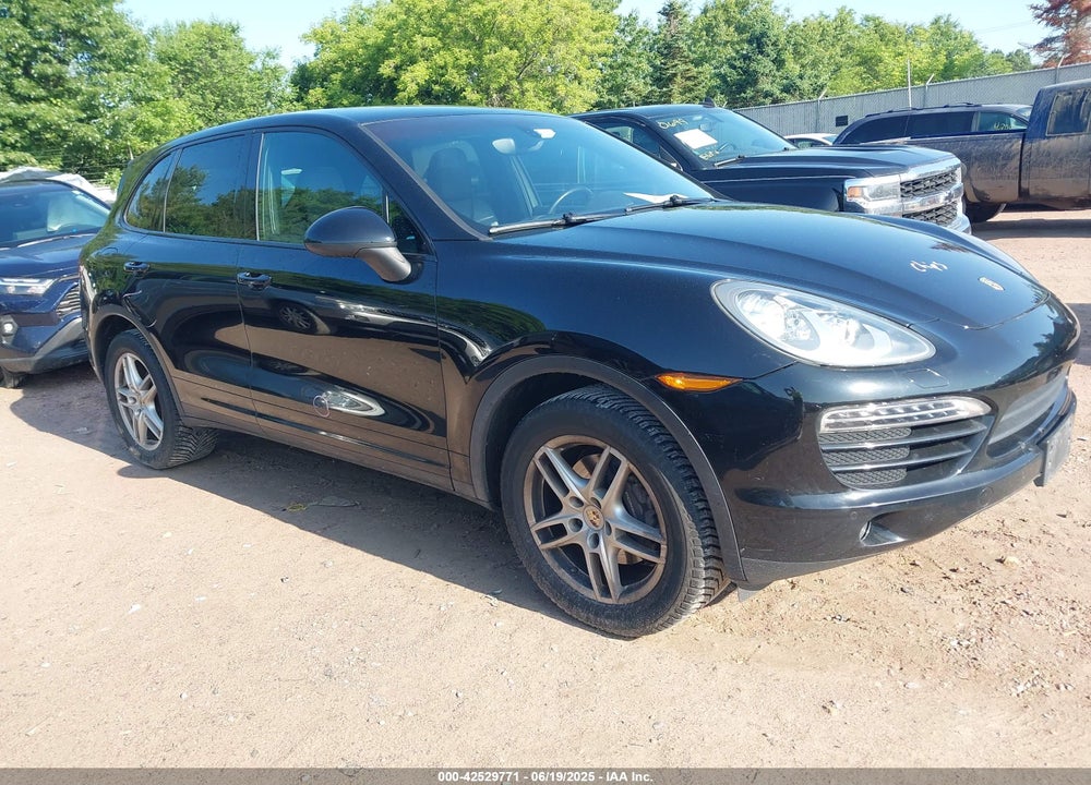 2011 PORSCHE CAYENNE VIN: WP1AA2A21BLA08606