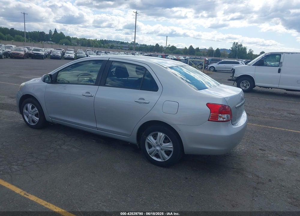 2012 TOYOTA YARIS VIN: JTDBT4K35CL033092