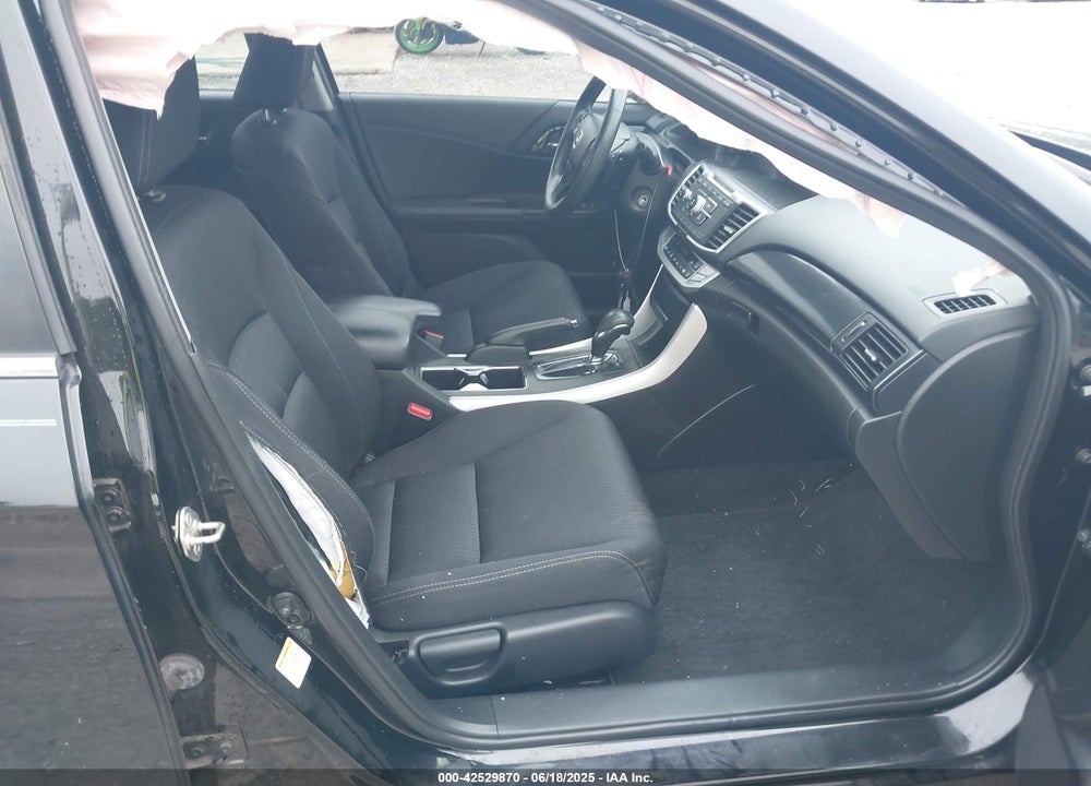 2015 HONDA ACCORD VIN: 1HGCR2F5XFA239240