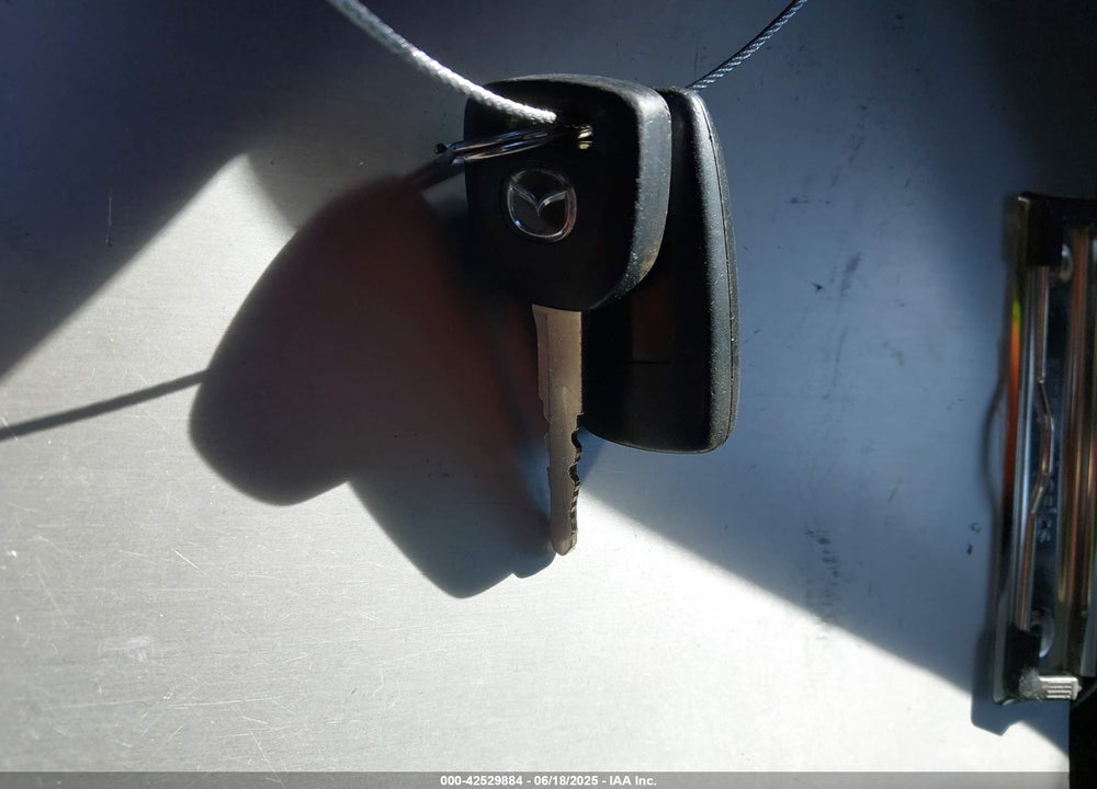 2006 MAZDA 3 S GRAND TOURING VIN: JM1BK324061495873