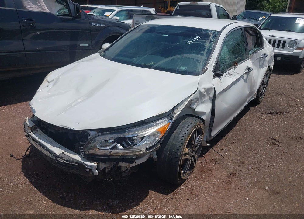 2017 HONDA ACCORD VIN: 1HGCR2F55HA072272