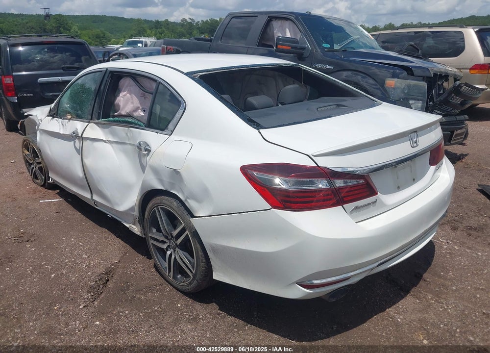 2017 HONDA ACCORD VIN: 1HGCR2F55HA072272