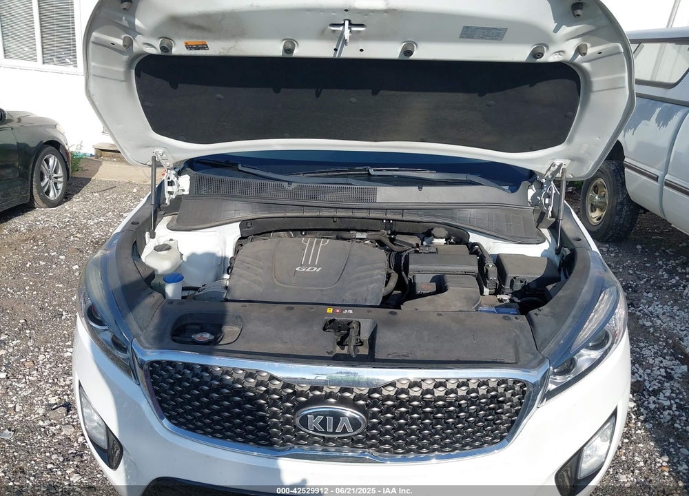 2016 KIA SORENTO VIN: 5XYPK4A59GG115064