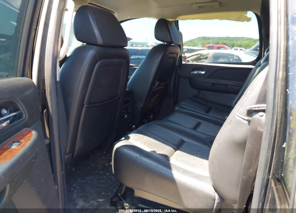 2007 CHEVROLET AVALANCHE 1500 LTZ VIN: 3GNFK12327G289252
