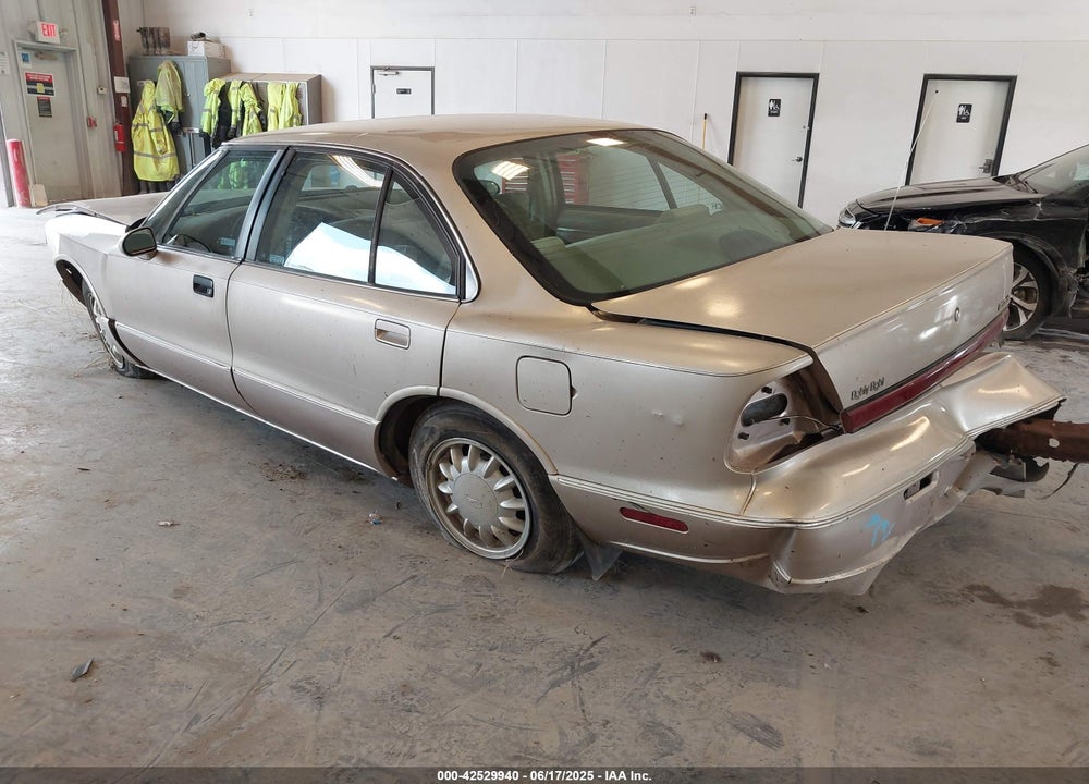 1998 OLDSMOBILE EIGHTY-EIGHT VIN: 1G3HN52K0W4855380