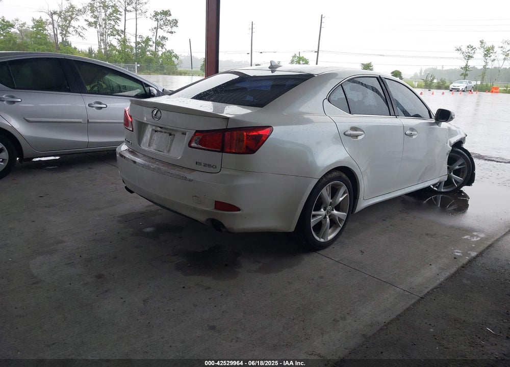 2009 LEXUS IS 250 VIN: JTHBK262595106885
