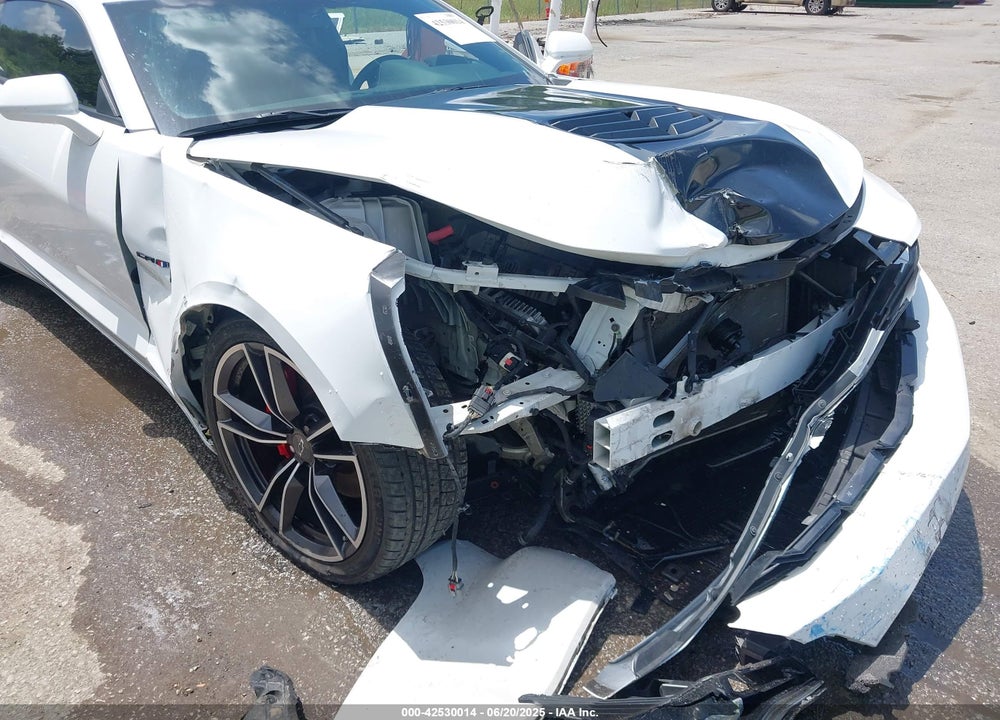 2023 CHEVROLET CAMARO VIN: 1G1FF1R79P0138105