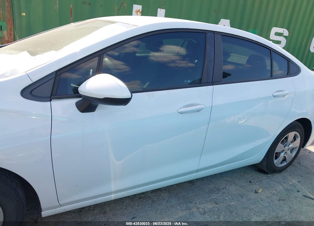2017 CHEVROLET CRUZE VIN: 3G1BC5SM8HS552890