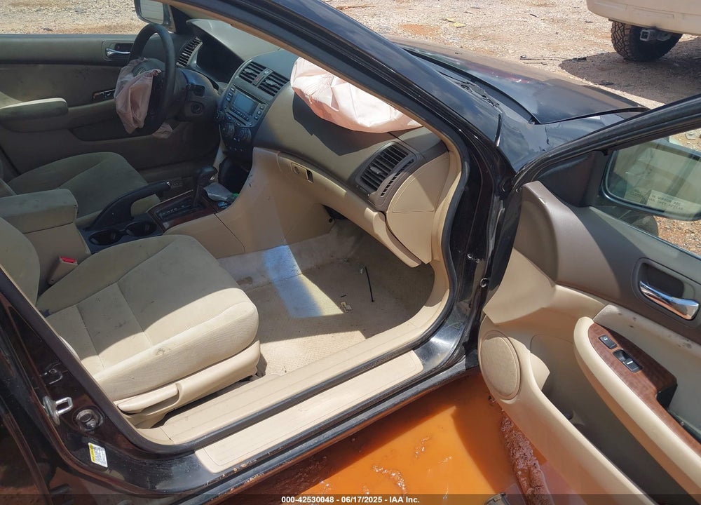 2007 HONDA ACCORD VIN: 1HGCM56727A029766