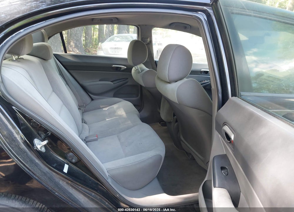 2010 HONDA CIVIC LX VIN: 2HGFA1F53AH512270