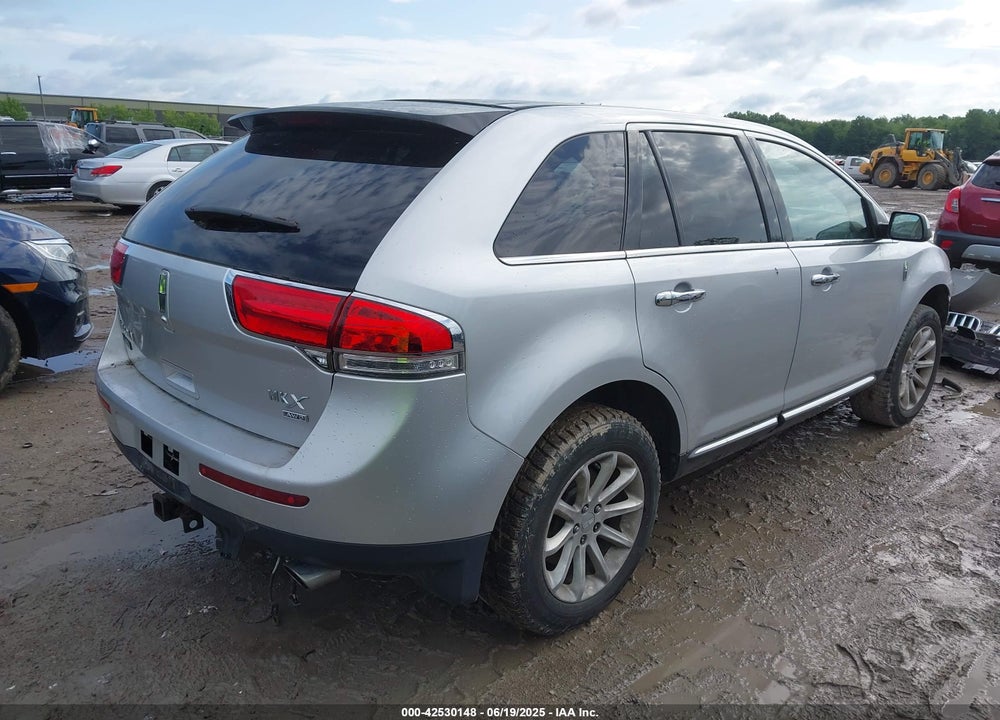 2011 LINCOLN MKX VIN: 2LMDJ8JK3BBJ24665
