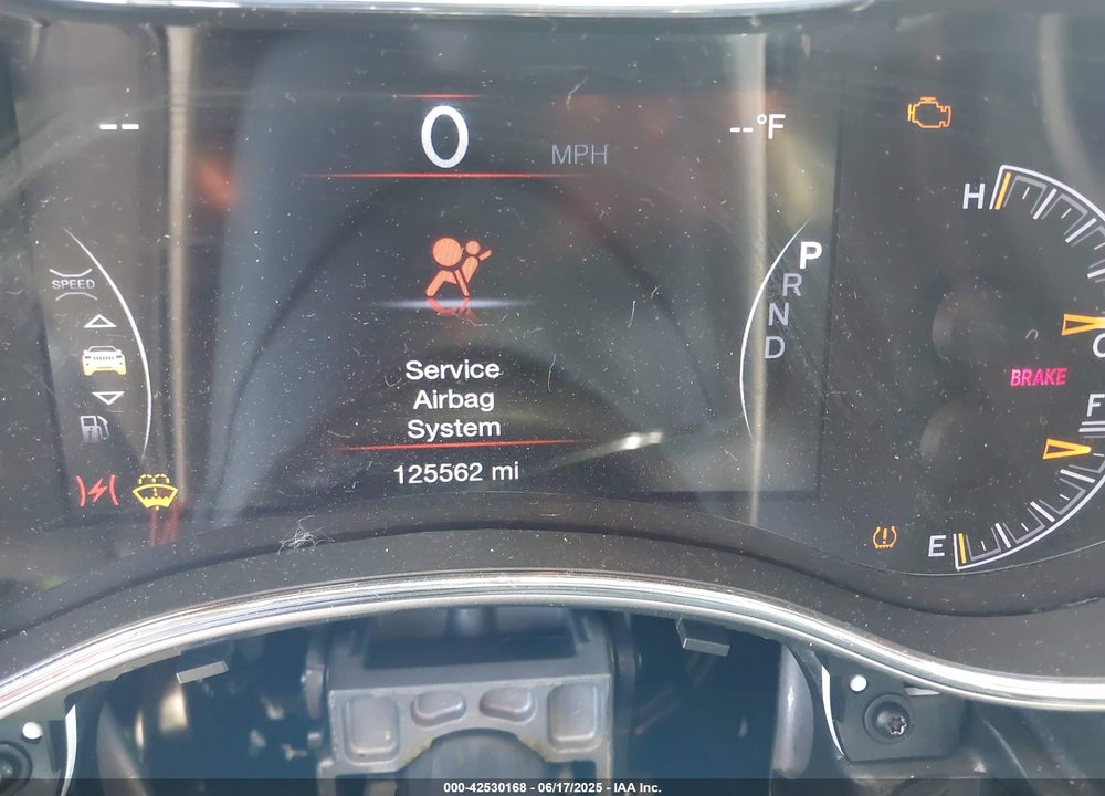 2019 JEEP GRAND CHEROKEE VIN: 1C4RJEBG5KC657227