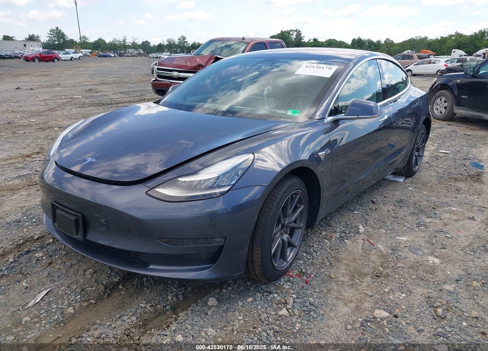2019 TESLA MODEL 3 VIN: 5YJ3E1EB1KF205720