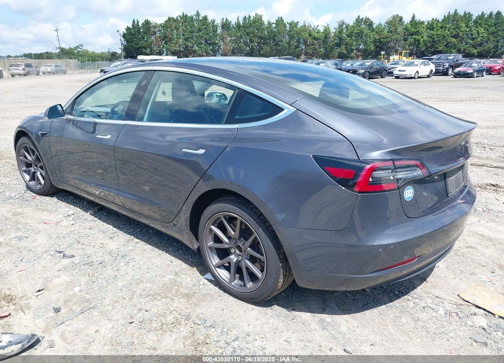 2019 TESLA MODEL 3 VIN: 5YJ3E1EB1KF205720