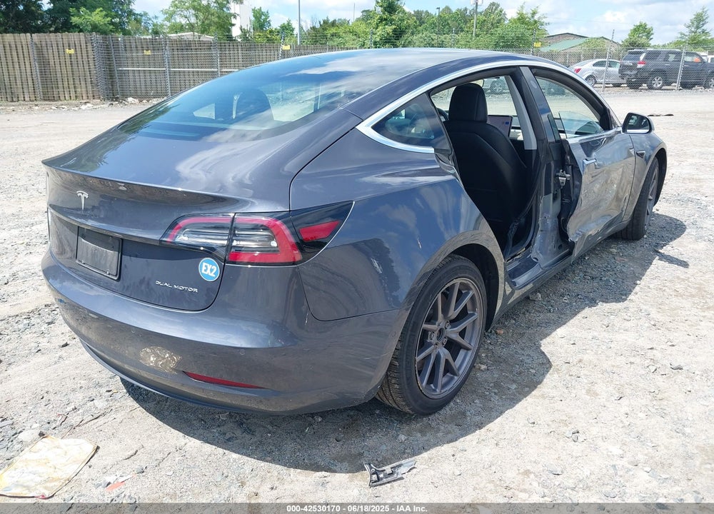 2019 TESLA MODEL 3 VIN: 5YJ3E1EB1KF205720