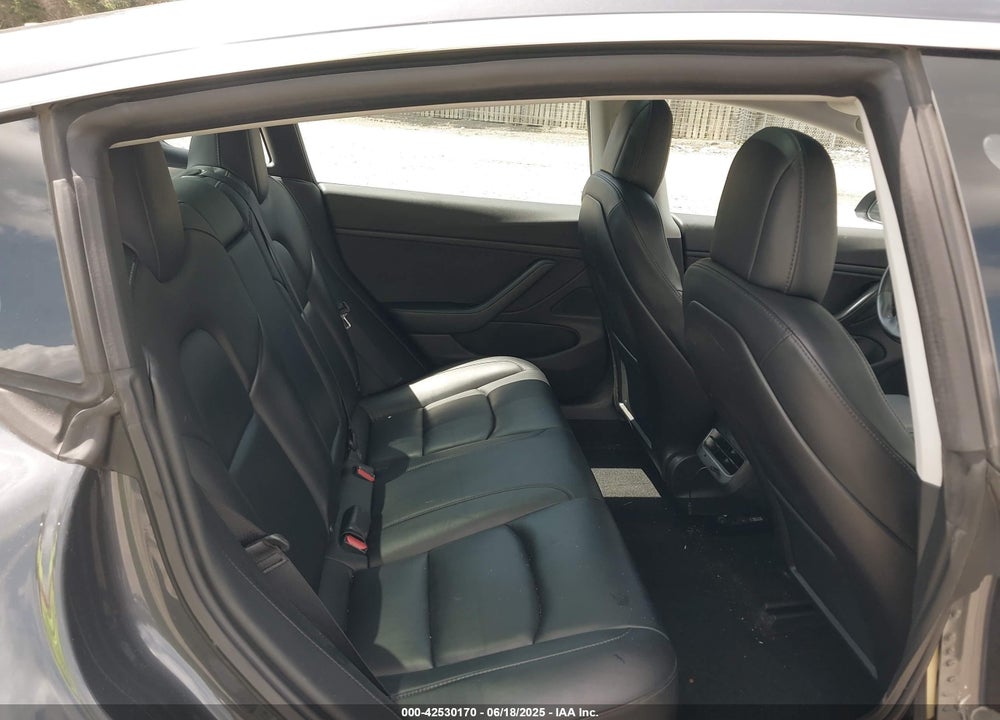 2019 TESLA MODEL 3 VIN: 5YJ3E1EB1KF205720