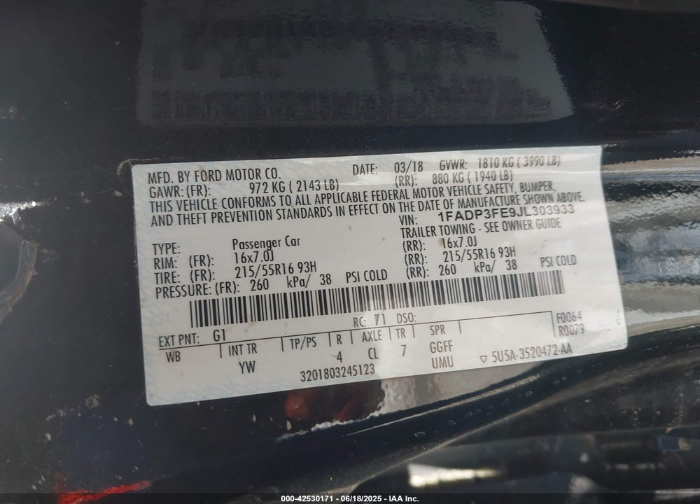 2018 FORD FOCUS VIN: 1FADP3FE9JL303933