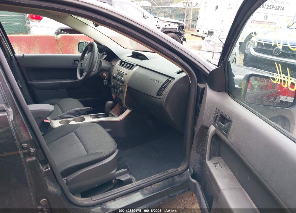 2008 FORD FOCUS SE/SES VIN: 1FAHP35N38W132429