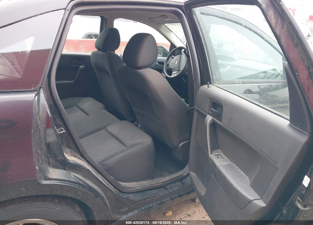 2008 FORD FOCUS SE/SES VIN: 1FAHP35N38W132429