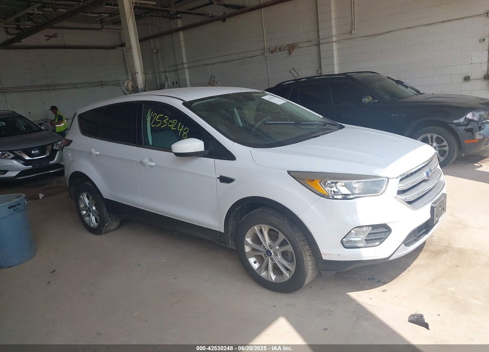 2017 FORD ESCAPE SE VIN: 1FMCU0GD1HUB44215