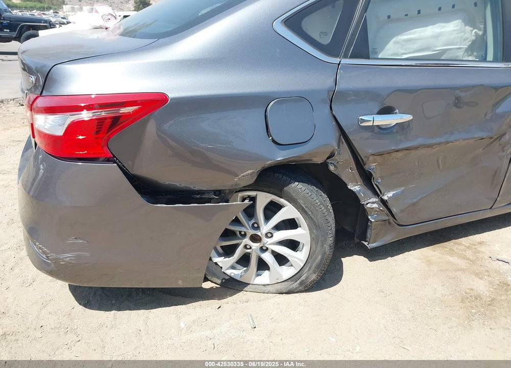 2018 NISSAN SENTRA VIN: 3N1AB7AP5JL631451