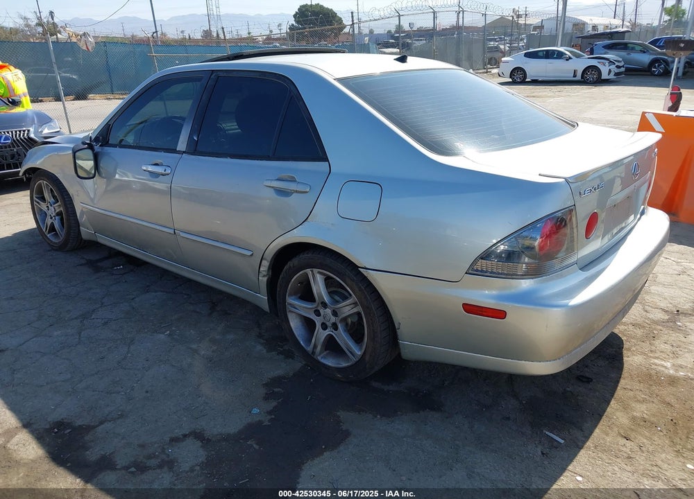 2004 LEXUS IS 300 VIN: JTHBD192X40092407