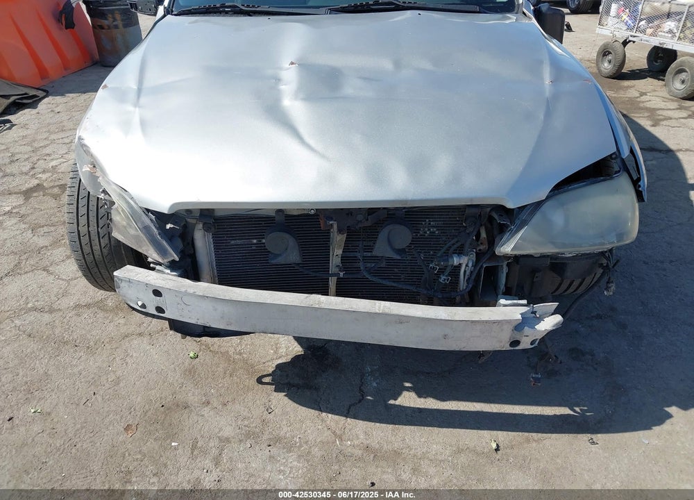 2004 LEXUS IS 300 VIN: JTHBD192X40092407