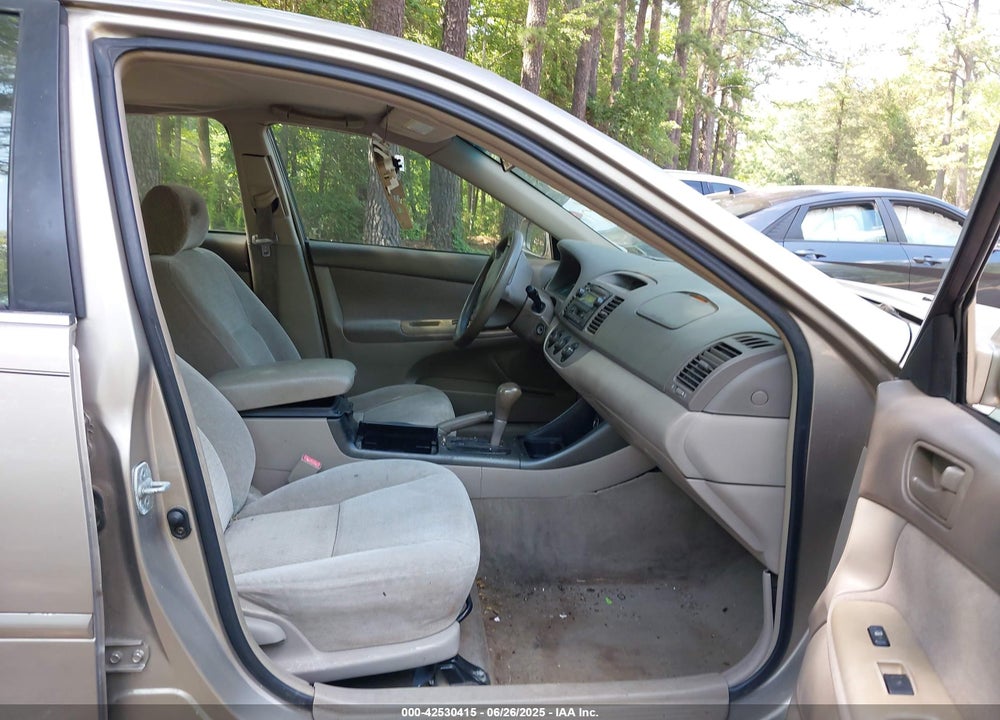 2002 TOYOTA CAMRY VIN: 4T1BE32K62U565452
