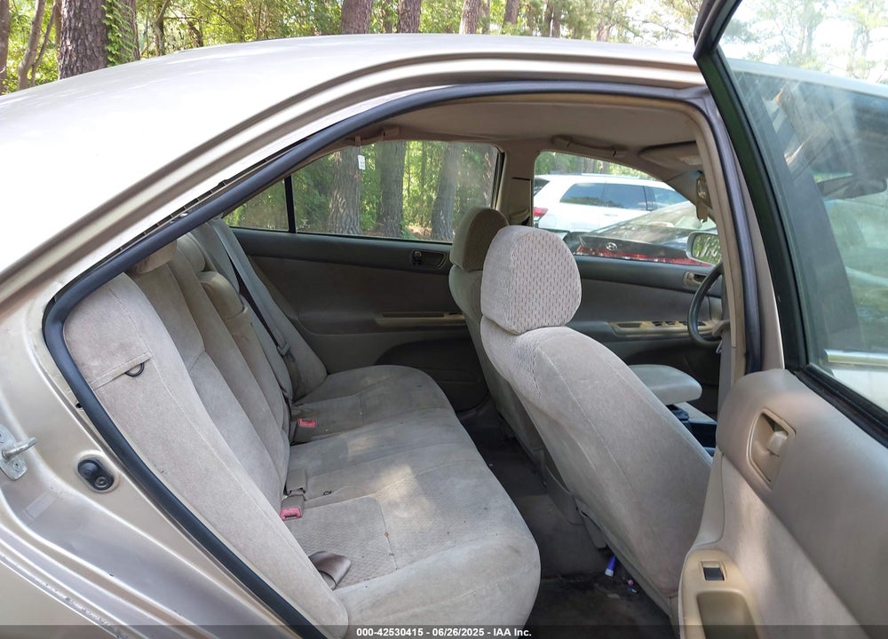 2002 TOYOTA CAMRY VIN: 4T1BE32K62U565452