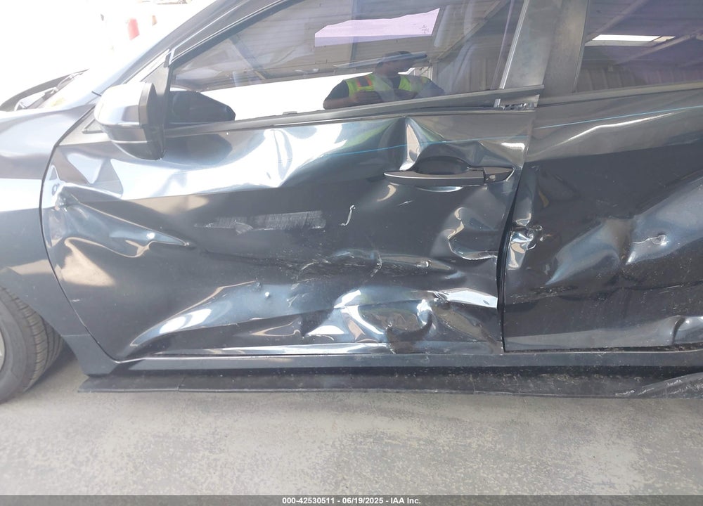 2019 HONDA CIVIC VIN: 19XFC2F66KE036262