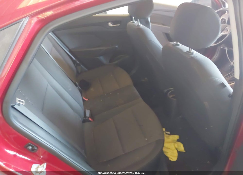 2018 HYUNDAI ACCENT VIN: 3KPC24A33JE022025