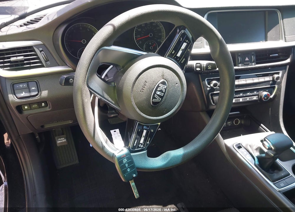2020 KIA OPTIMA VIN: 5XXGT4L34LG442771