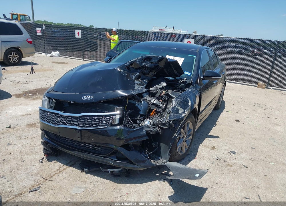 2020 KIA OPTIMA VIN: 5XXGT4L34LG442771