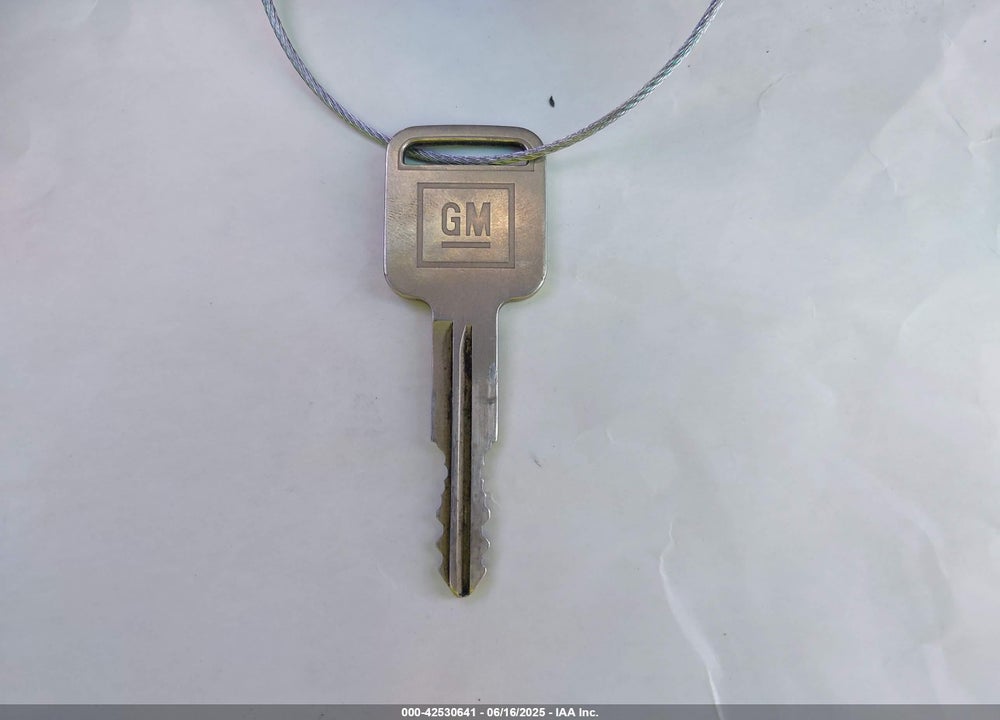 1999 CHEVROLET METRO LSI VIN: 2C1MR2225X6709166