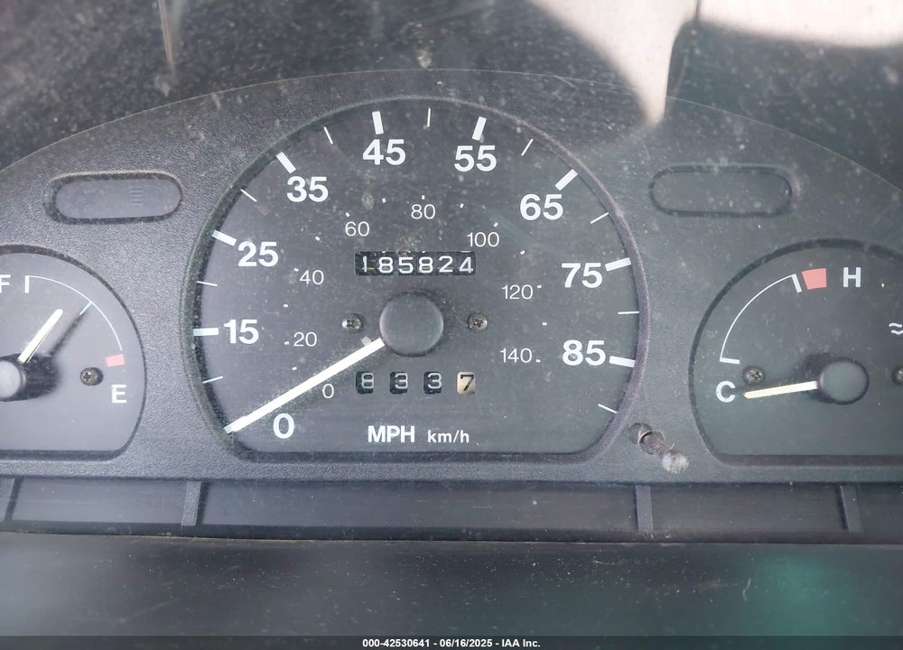 1999 CHEVROLET METRO LSI VIN: 2C1MR2225X6709166